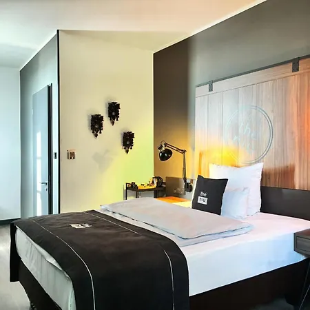 Holiday Inn - The Niu, Bricks Hamburg Eppendorf By Ihg-3